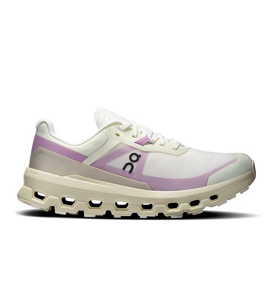 Womens Running Trail Shoes On Cloudvista 2