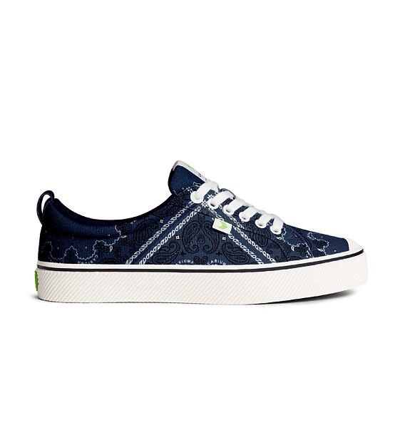 Womens leisure shoes Cariuma OCA Low Navy Bandana Canvas Sneaker