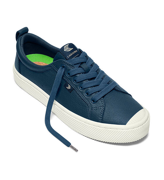 Womens leisure shoes Cariuma OCA Low Dark Denim Premium Leather Sneaker