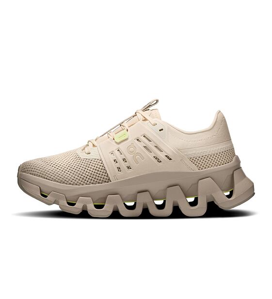 Womens Road Running Shoes On Cloudswift Amp