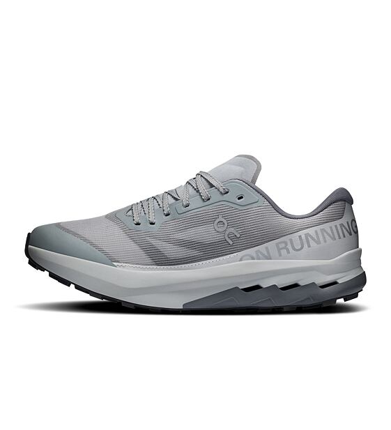 Mens Running Trail Shoes On Cloudultra Peak