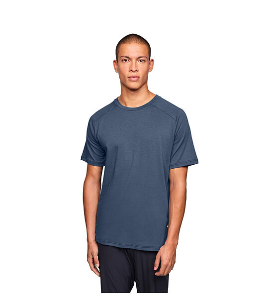 Mens running shirt On Focus-T