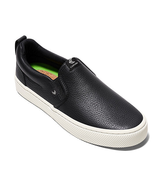Pánské volnočasové boty Cariuma SLIP-ON Black Premium Leather Sneaker