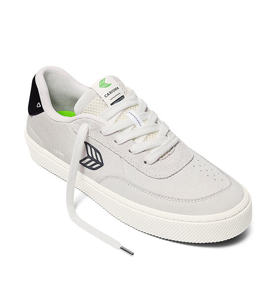 Womens leisure shoes Cariuma LUAN PRO Smoke White Suede Black Logo Sneaker