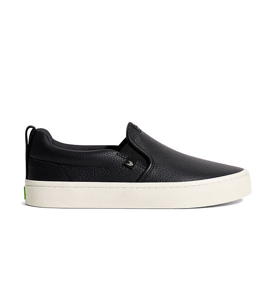 Womens leisure shoes Cariuma SLIP-ON Black Premium Leather Sneaker