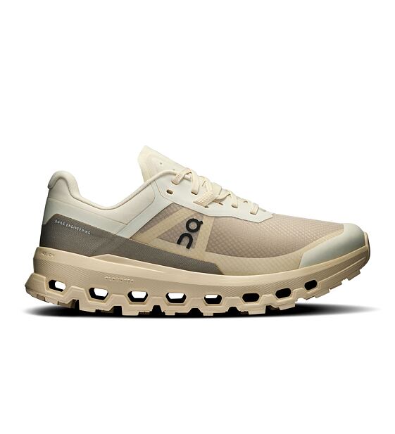 Womens Running Trail Shoes On Cloudvista 2