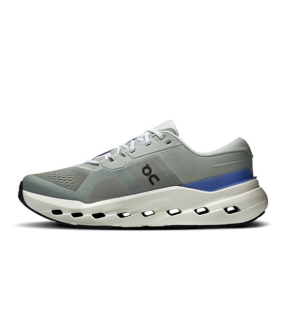 Mens Road Running Shoes On Cloudrunner 3