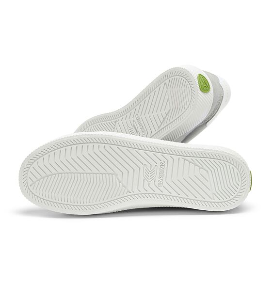 Womens leisure shoes Cariuma OCA 2.0 Nylon and Suede Light Grey