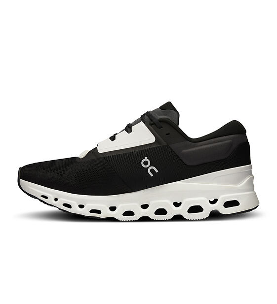 Mens Road Running Shoes On Cloudstratus 3