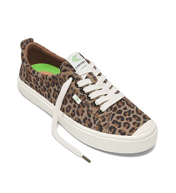 Womens leisure shoes Cariuma OCA Low Leopard Print Suede Sneaker