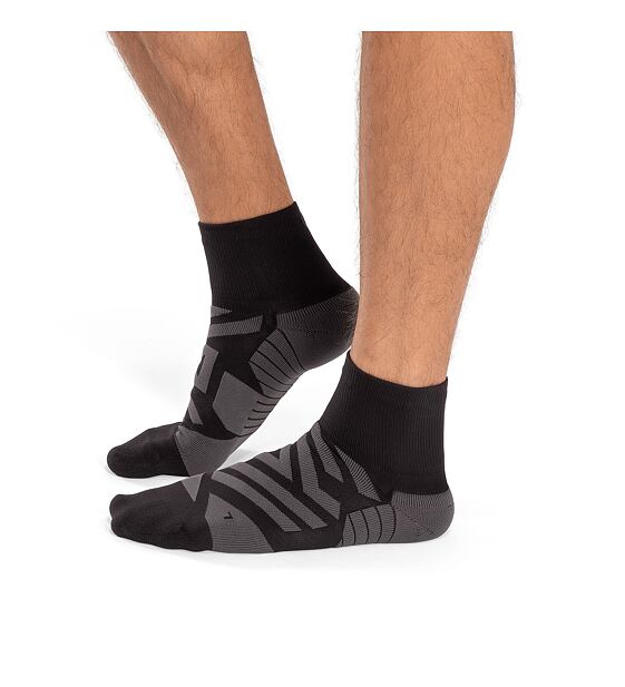 Mens Socks On Performance Mid Sock
