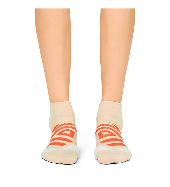 Womens Socks On Performance Mid Sock