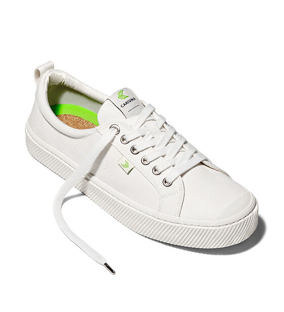 Pánské volnočasové boty Cariuma OCA Canvas Off-White