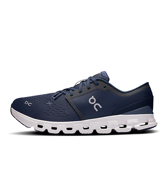 Mens Training Shoes On Cloud X 4