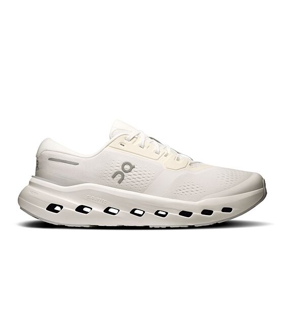 Mens Road Running Shoes On Cloudrunner 3