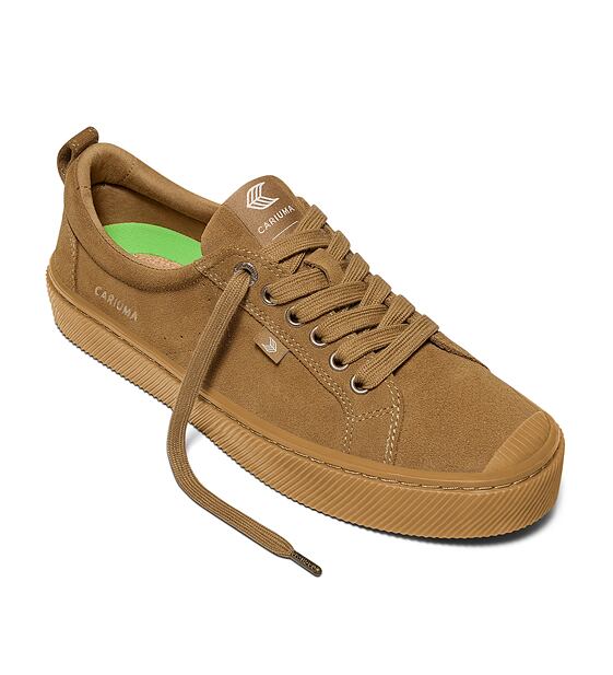Womens leisure shoes Cariuma OCA Low All Camel Suede Sneaker
