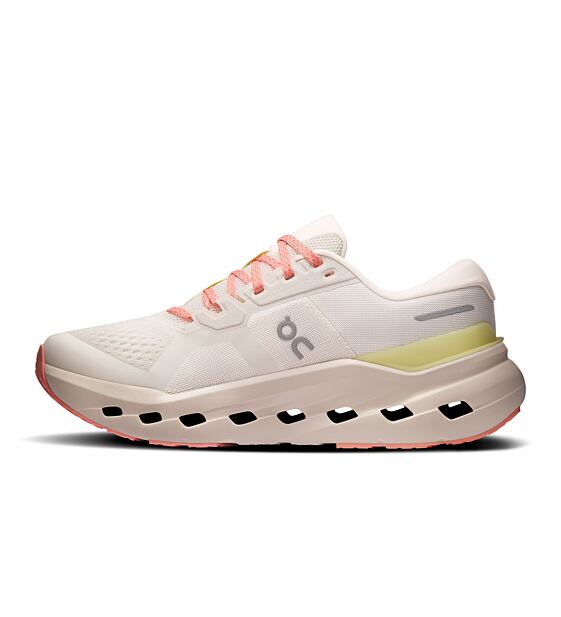 Womens Road Running Shoes On Cloudrunner 3