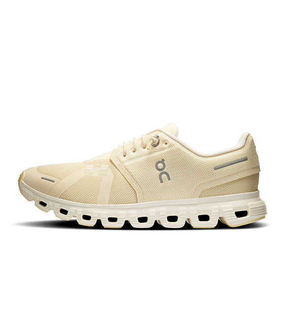 Womens leisure shoes On Cloud 6