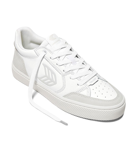 Womens leisure shoes Cariuma VALLELY White Leather Vintage White Suede Ice Logo Sneaker
