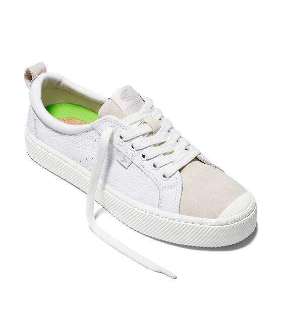 Mens leisure shoes Cariuma OCA Low White Premium Leather Vintage White Suede Sneaker