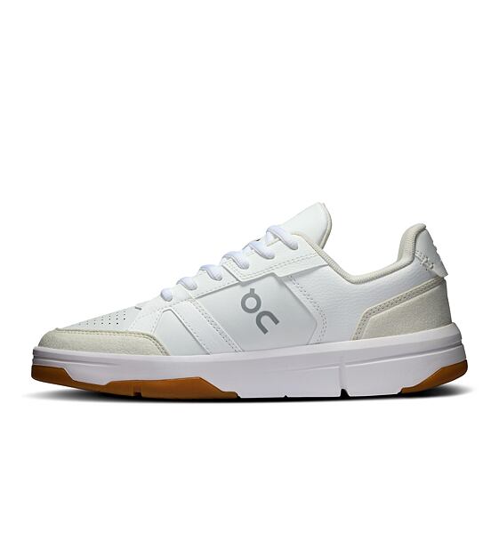 Womens leisure shoes On THE ROGER Clubhouse