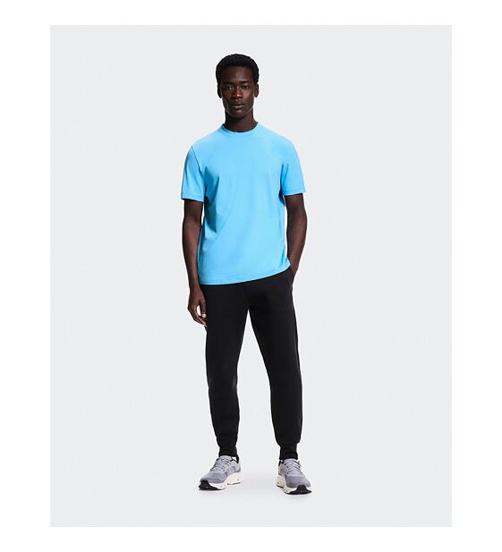 Mens running shirt On Focus-T