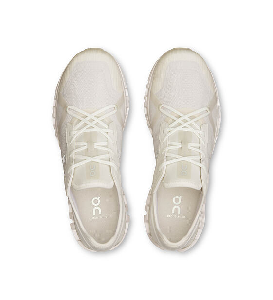 Mens leisure shoes On Cloud X 4 AD