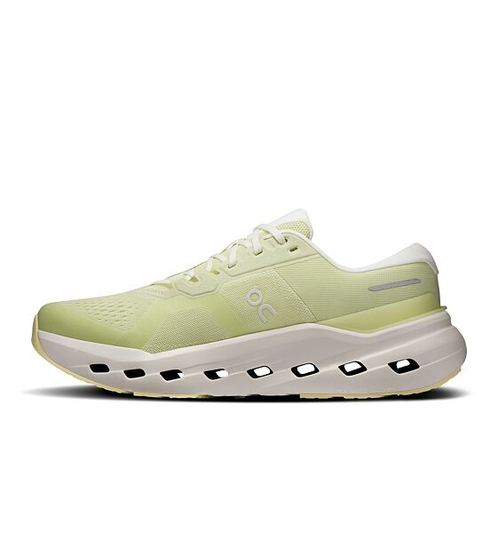 Mens Road Running Shoes On Cloudrunner 3