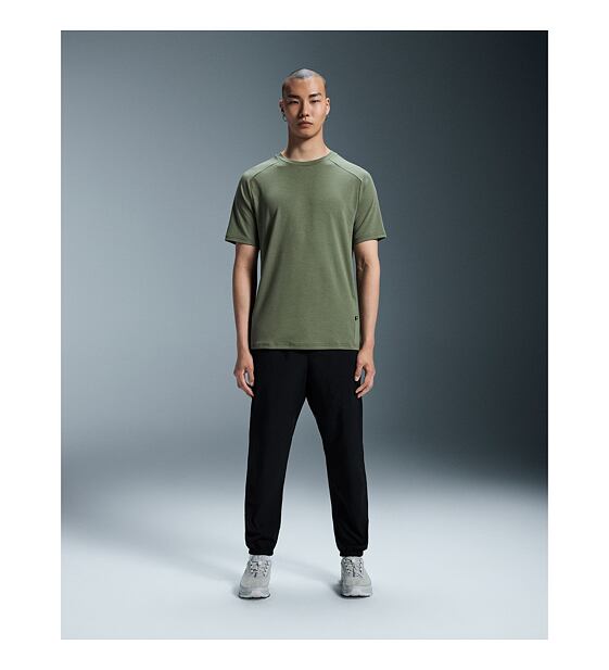 Mens running shirt On Focus-T