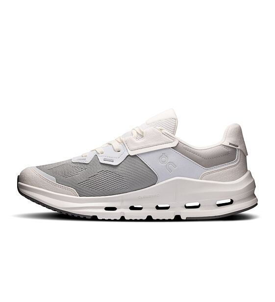 Mens leisure shoes On Cloudnova Rift