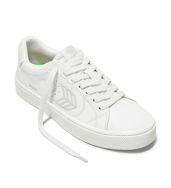 Mens leisure shoes Cariuma SALVAS White Premium Leather Ice Logo Sneaker