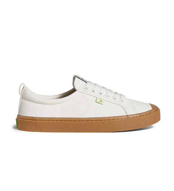 Mens leisure shoes Cariuma OCA Low Gum Off-White Canvas Sneaker