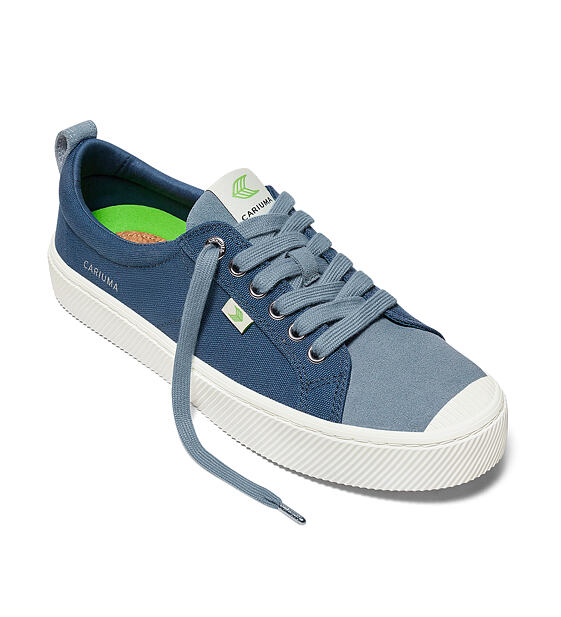 Womens leisure shoes Cariuma OCA Low Shadow Blue Canvas Mirage Blue Suede Sneaker