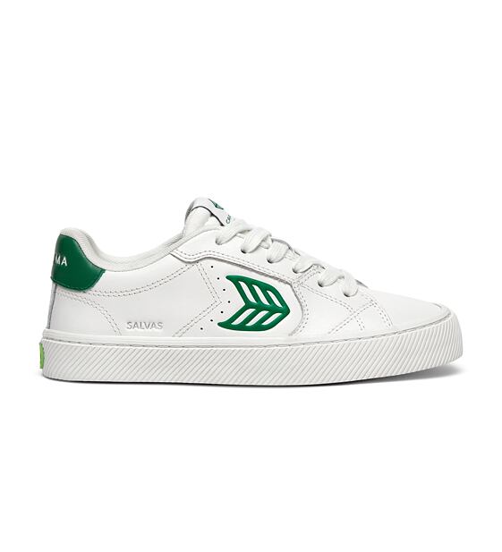 Womens leisure shoes Cariuma SALVAS White Leather Abundant Green Logo Sneaker