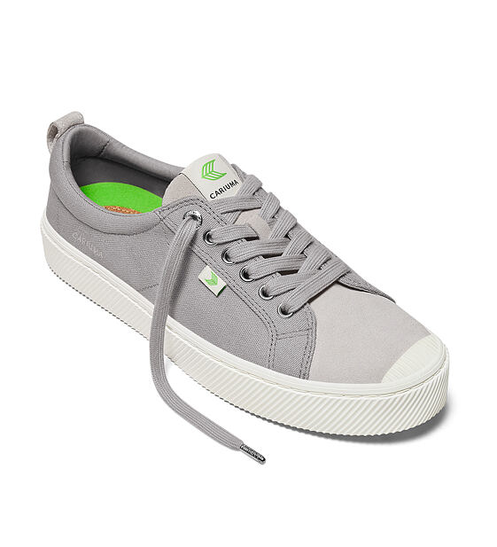 Womens leisure shoes Cariuma OCA Low Light Grey Canvas Vintage White Suede Sneaker