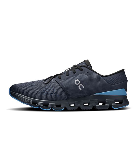 Mens Training Shoes On Cloud X 4