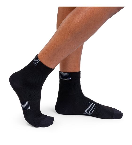 Womens Socks On Ultralight Mid Sock
