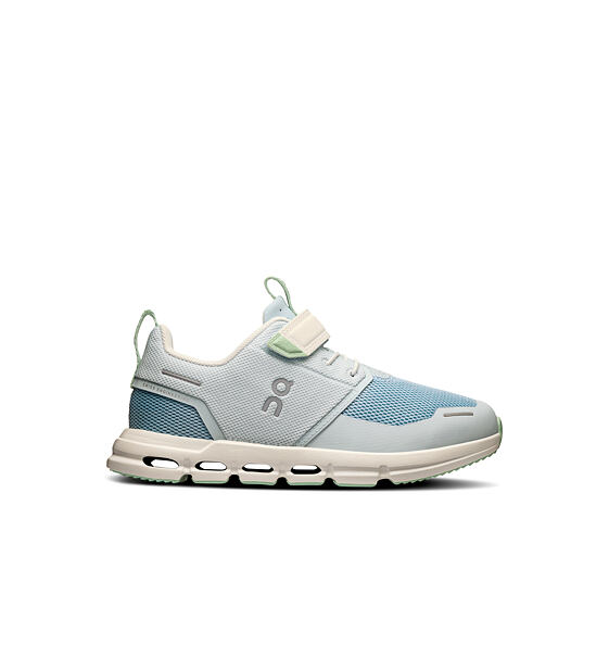 Childrens leisure shoes On Cloud Play