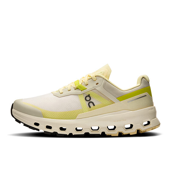 Womens Running Trail Shoes On Cloudvista 2