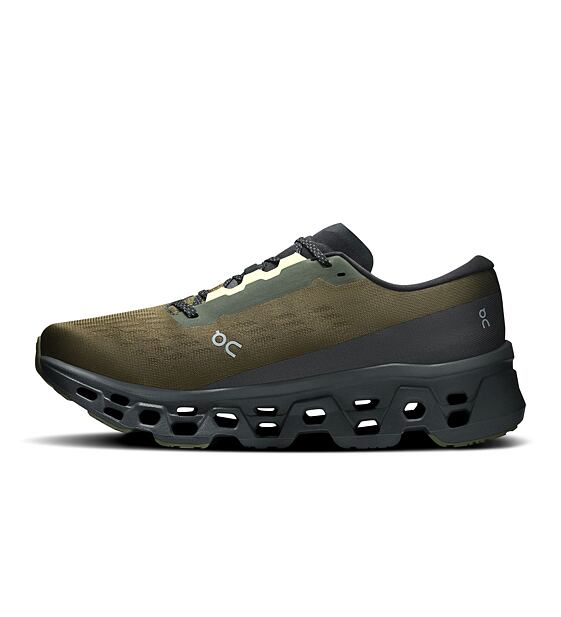 Mens Road Running Shoes On Cloudmonster 3