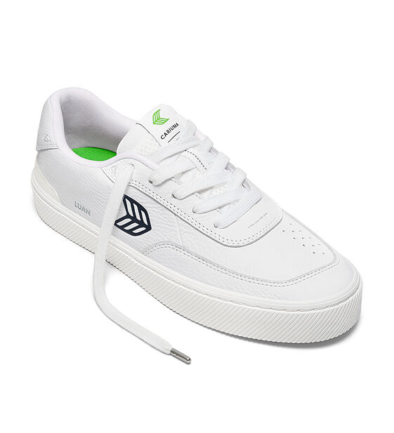 Mens leisure shoes Cariuma LUAN PRO White Premium Leather Black Logo Sneaker