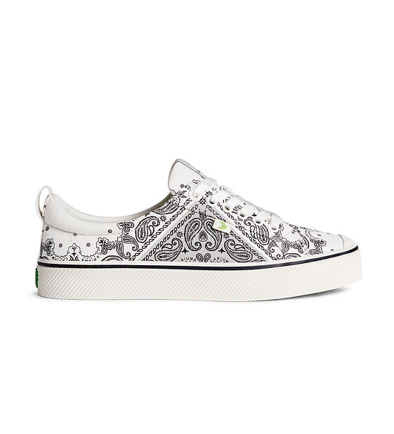 Mens leisure shoes Cariuma OCA Low Off-White Bandana Canvas Sneaker