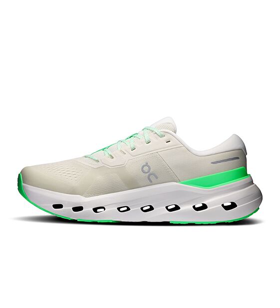Mens Road Running Shoes On Cloudrunner 3