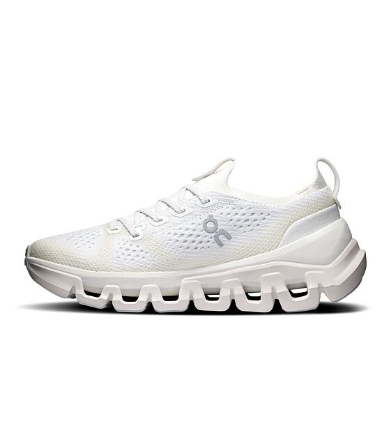 Womens leisure shoes On Cloud X Tempo
